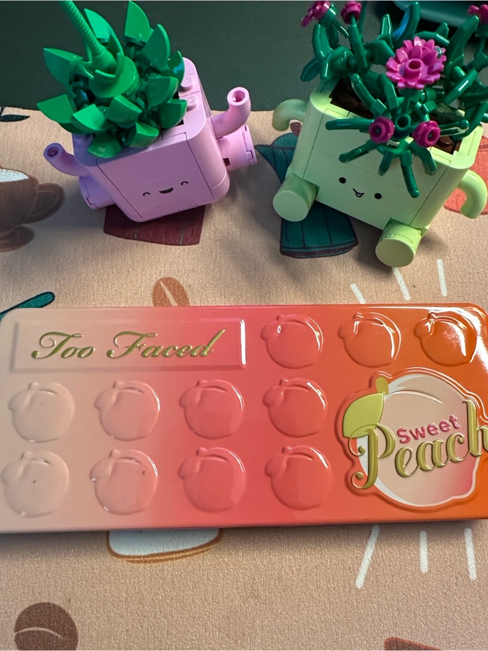 Too Faced Sweet Peach 🍑Eyeshadow Palette
